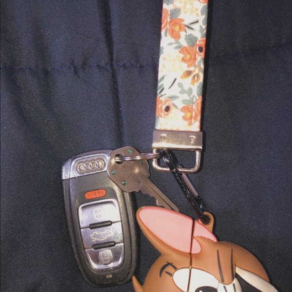 Key chains - Picture 2 of 3